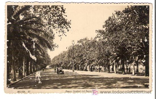 Postales: TARJETA POSTAL DE MALAGA, N&ordm; 87. PASEO CENTRAL DEL PARQUE. EDICIONES ARRIBAS
