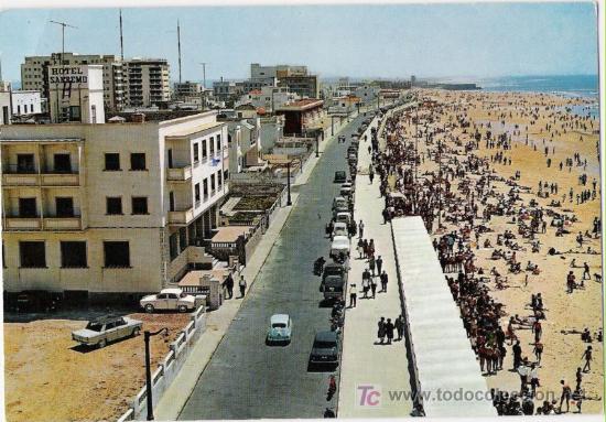 Postales: 32. CADIZ. PLAYA DE LA VICTORIA. VISTA PARCIAL. GARCIA GARRABELLA Y CIA. SRC. 1964.