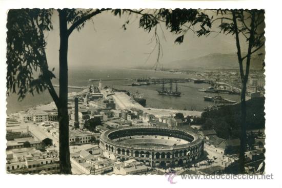 Postales: M&aacute;laga, plaza de toros y el puerto - Foto 1