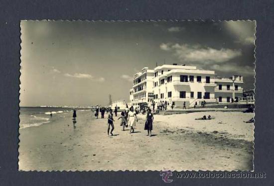 Postais: Postal de CADIZ: Balneario de la playa (Ed.Sicilia num.20)