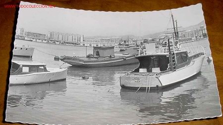 Postales: ANTIGUA POSTAL DE MALAGA . DARSENA DEL PUERTO. GARRABELLA . CIRCULADA - 1958