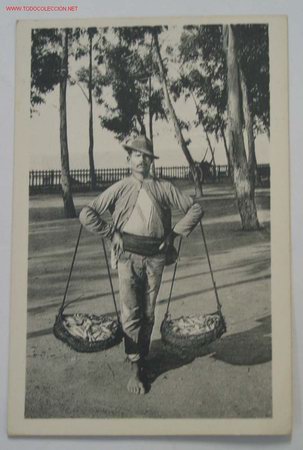 Postales: TARJETA POSTAL M&Aacute;LAGA. Vendedor de pescado