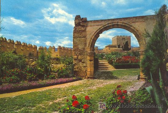 Postales: TARJETA POSTAL DE ALMERIA. VISTA PARCIAL DE LA ALCAZABA Y ARCO ROMANO