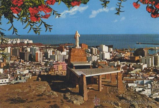 Postales: TARJETA POSTAL VISTA PARCIAL Y MONUMENTO AL SAGARDO CORAZON DE JESUS ALMERIA
