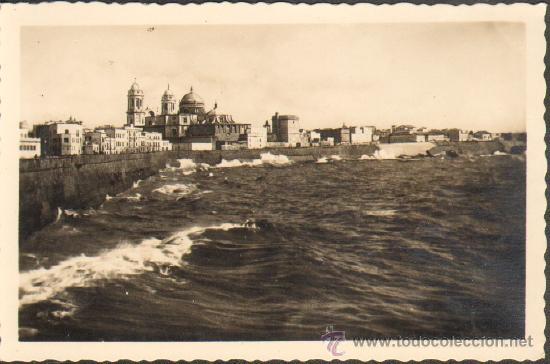 Postales: CADIZ. CAMPO DEL SUR. MURALLAS Y CATEDRAL.  P-ANC-127,3