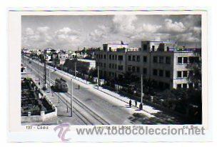 Postales: Cadiz. n&ordm; 127. Avenida de L&oacute;pez Pinto. Ed. Sur. Sin circular.
