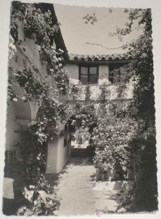 Cartoline: ANTIGUA POSTAL DE CORDOBA, PATIO TIPICO. GARCIA GARRABELLA 59 - SIN CIRCULAR