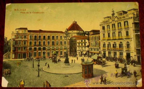 Postales: ANTIGUA POSTAL DE MALAGA - PLAZA DE LA CONSTITUCION - CIRCULADA - CON DESPERFECTOS.