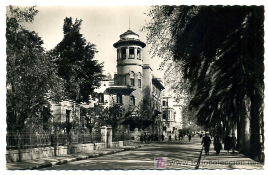 Postales: MALAGA, AVENIDA DE CALVO SOTELO Y CORREOS,       P26105
