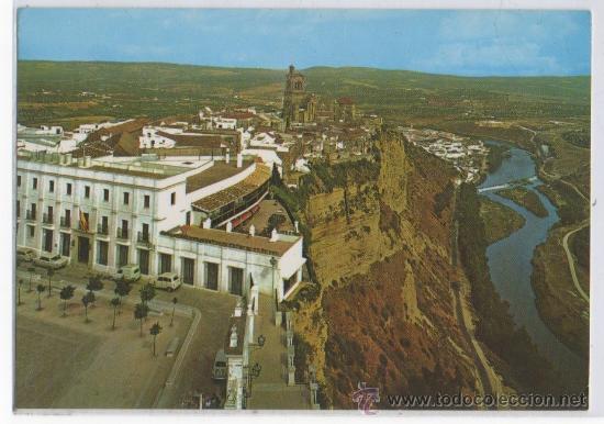 Postales: TARJETA POSTAL DE ARCOS DE LA FRONTERA PLAZA DE ESPA&Ntilde;A Y CORTE DE LA PE&Ntilde;A CADIZ