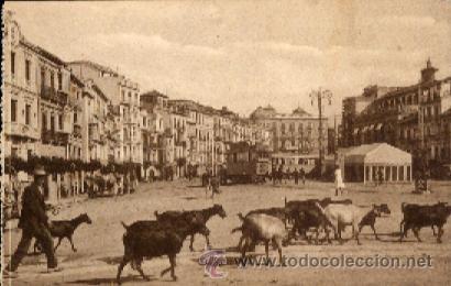 Postales: Granada : Embovedado y Puerta Real - Foto 1