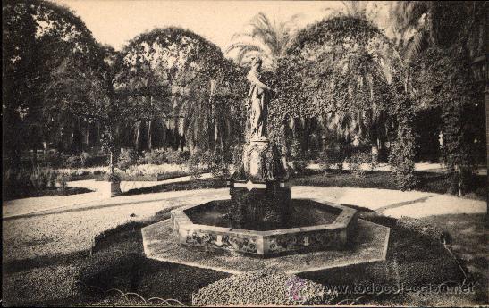Postales: MALAGA : Una Fuente del Parque