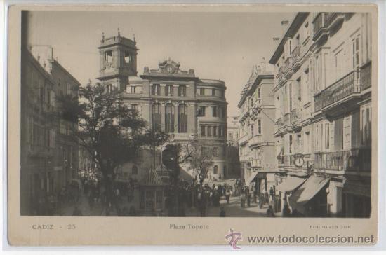 Postales: TARJETA POSTAL PLAZA TOPETE CADIZ RELOJ ZENITH