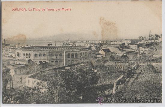 Postales: TARJETA POSTAL LA PLAZA DE TOROS Y EL MUELLE MALAGA