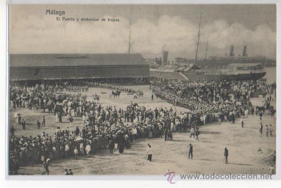 Postales: TARJETA POSTAL EL PUERTO Y EMBARQUE DE TROPAS MALAGA MILITARIA BARCOS