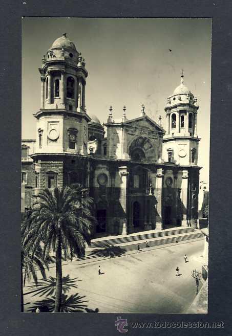 Postales: Postal de CADIZ: La Catedral (Ed.Arribas num.1031)