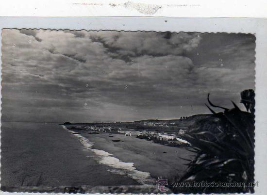 Postales: M&aacute;laga. Torremolinos. n&ordm; 22 Playa. Ed. Garcia Garrabella. Sin circular.