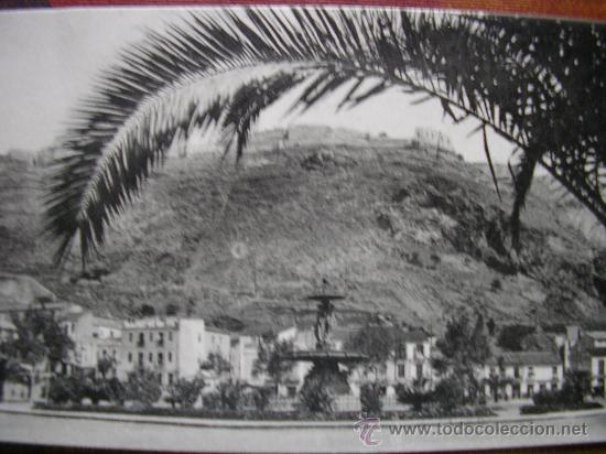 Postales: POSTAL MALAGA L. ROISIN FUENTE MONUMENTAL DE PARQUE Y CASTILLO GIBRALFARO