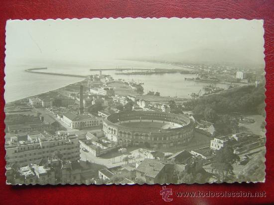 Postales: MALAGA, PLAZA DE TOROS Y PUERTO