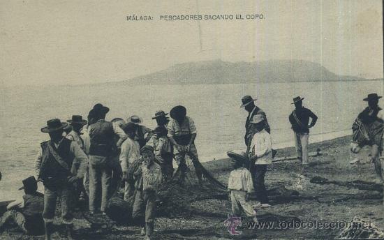 Postales: POSTAL ANTIGUA DE MALAGA PESCADORES SACANDO EL COPO    P-ANMA-030