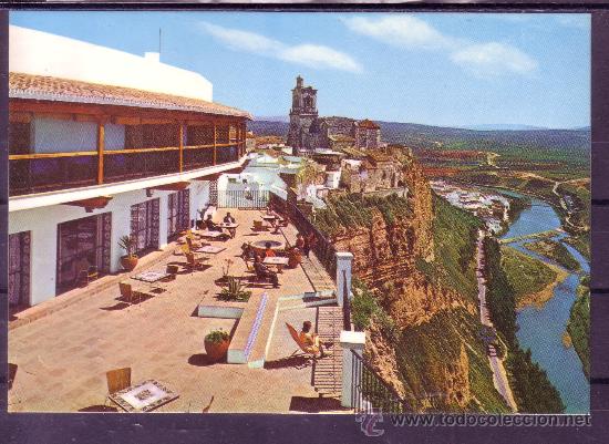 Postales: TERRAZA DEL PARADOR NACIONAL SOBRE LA PE&Ntilde;A Y EL RIO GUADALETE - ARCOS DE LA FRONTERA - CADIZ