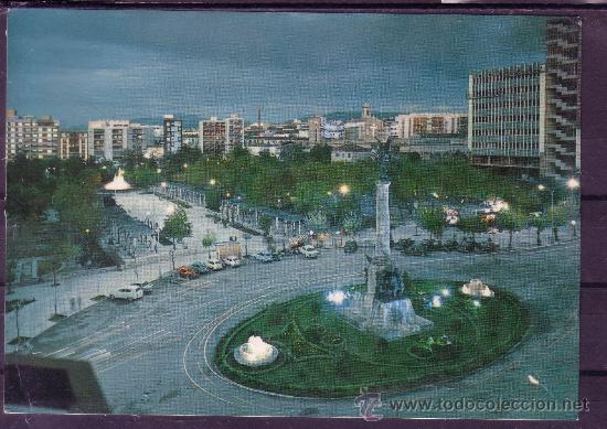 Postales: MONUMENTO DE LAS BATALLAS Y PARQUE DE LA VICTORIA DE NOCHE - JAEN