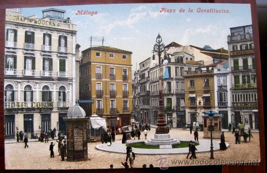 Postales: ANTIGUA POSTAL COLOREADA DE MALAGA - PLAZA DELA CONSTITUCION - ED. PURGER & CO. N. 5854 - NO CIRCULA