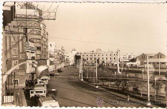 Postales: 228  Cadiz-  Avda Ramon de Carranza.  Ed. Aisa.  -  Vell i Bell