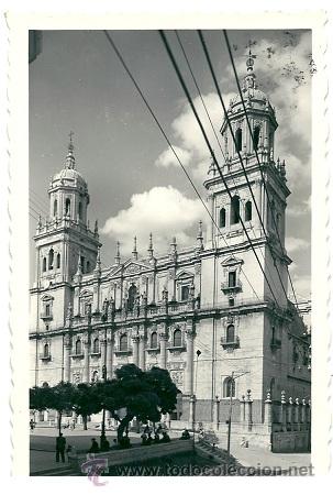 Postales: 6956- JAEN - FACHADA DE LA CATEDRAL - EDICI. ARRIBAS - N&ordm; 121 - CIRCA 1956