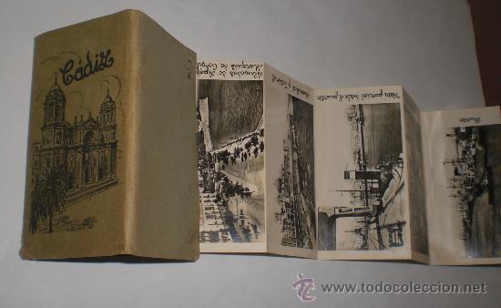 Postales: Libreto desplegable con postales en blanco y negro de Cadiz.