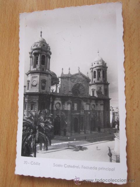 Postales: CADIZ SANTA CATEDRAL  -N&ordm; 70 SIN DATOS EDITOR   S/C FOTOGRAFICA