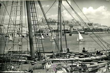 Postales: ALMERIA.- VISTA DEL PUERTO Y LA ALCAZABA.- EDIC. ARRIBAS N&ordm; 1005