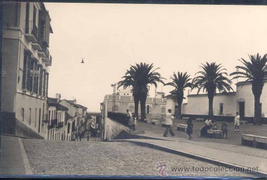Postales: V&Eacute;LEZ-M&Aacute;LAGA (M&Aacute;LAGA).- PLAZA DEL CARMEN