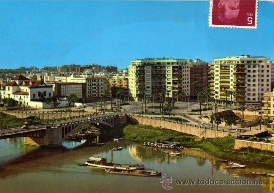 Postales: SEVILLA PLAZA DE CUBA Y PUENTE SAN TELMO ESCRITA CIRCULADA SELLO