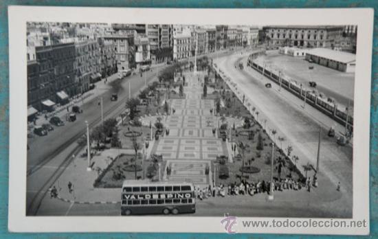 Postales: ANTIGUA POSTAL DE CADIZ - AVENIDA RAMON DE CARRANZA Y DEL GENERALISIMO -  EN  - POSIT