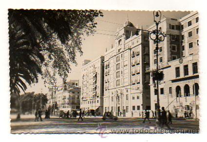 Postales: MALAGA. PLAZA DEL GENERAL GUEIPO DE LLANO. (FOTO DIEGO CORT&Eacute;S N&ordm; 342)