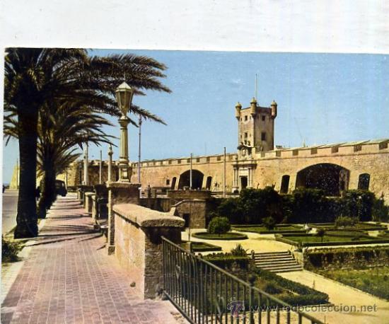 Postales: POSTAL DE CADIZ PUERTA TIERRA    P-ANC-143