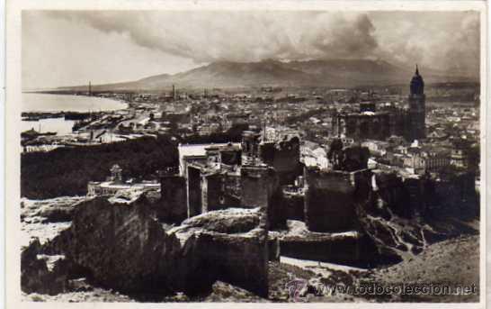 Postales: Malaga. Fotografica. 342. Vista parcial. Compa&ntilde;ia naviera. Sin circular.