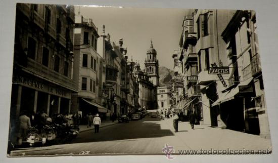 Postales: ANTIGUA POSTAL DE JAEN - CALLE BERNABE SORIANO - EDICIONES ARRIBAS N&ordm; 1019 - A&Ntilde;O 1961- NO CIRCULADA