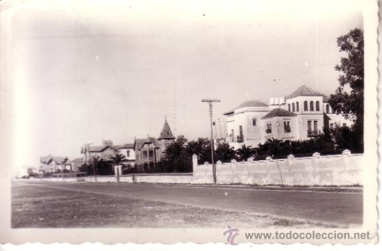Postales: CADIZ - SANLUCAR DE BARRAMEDA - AVENIDA DE BAJO DE GUIA