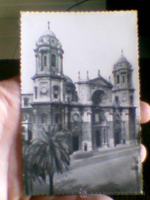 Postales: Postal Catedral Cadiz 1952 circulada foto Garrabella n&ordm; 71 sello 40 cts Franco (b10)