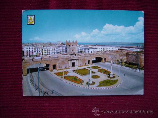 Postales: CADIZ,PUERTA DE TIERRA.A.SUBIRATS 1111