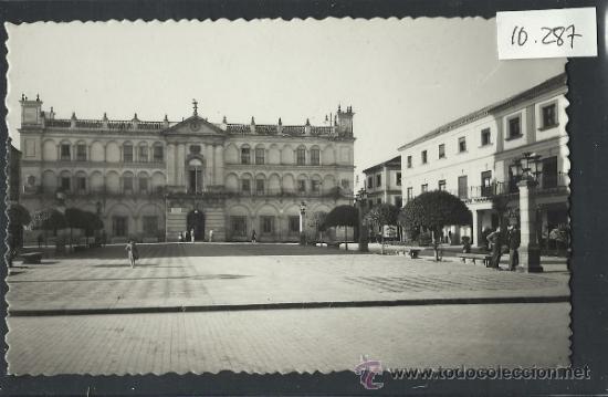 Postales: ANDUJAR - 7 - AYUNTAMIENTO Y PLAZA DE ESPA&Ntilde;A   - ED. SICILIA - (10.327)