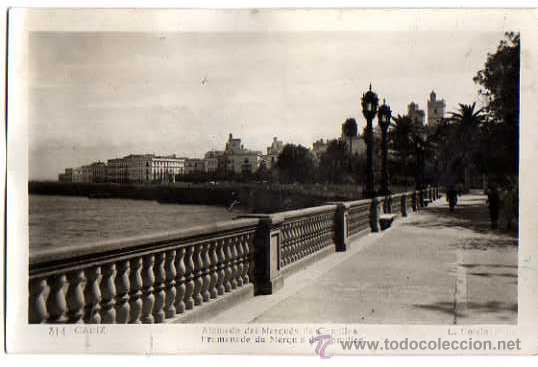 Postales: Cadiz.Alamedea del Marqu&eacute;z de Comillas. Estado ver foto que se adjunta. Escrita.