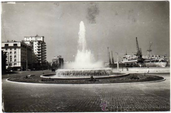 Postales: BONITA POSTAL - CADIZ - FUENTE LUMINOSA Y MUELLE