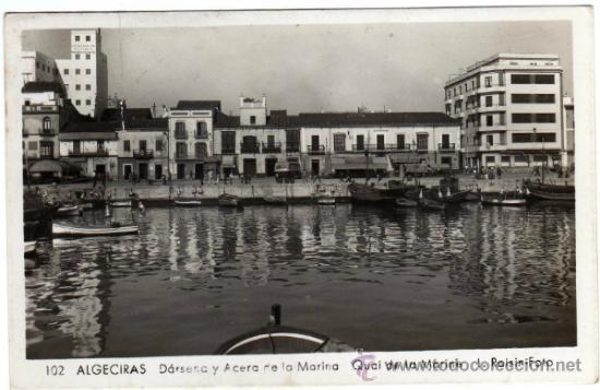 Postales: BONITA POSTAL - ALGECIRAS (CADIZ) - DARSENA Y ACERA DE LA MARINA - AMBIENTADA - BARCAS DE PESCA