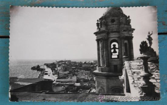 Postales: ANTIGUA POSTAL DE CADIZ - VISTA PARCIAL DESDE LA CATEDRAL - A&Ntilde;O 1961 - EDICIONES SICILIA - EN