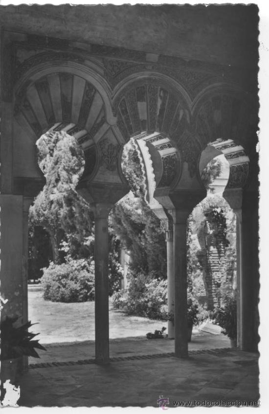 Postales: 43 MALAGA. Alcazaba. Arcos del Patio de los Surtidores. Garc&iacute;a Garrabellas. Sin circular.