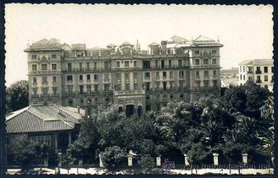 Postales: MALAGA : Foto D. Cortes - Hotel Miramar - Fachada Principal. Fotografica