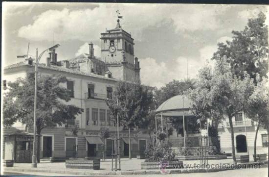 Postales: HU&Eacute;SCAR (GRANADA).- PLAZA DEL CAUDILLO